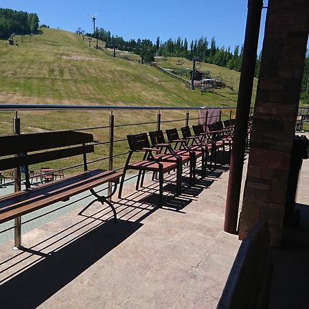 מלון Ozga Osrodek Sportu I Rekreacji Gora Kamiensk מראה חיצוני תמונה